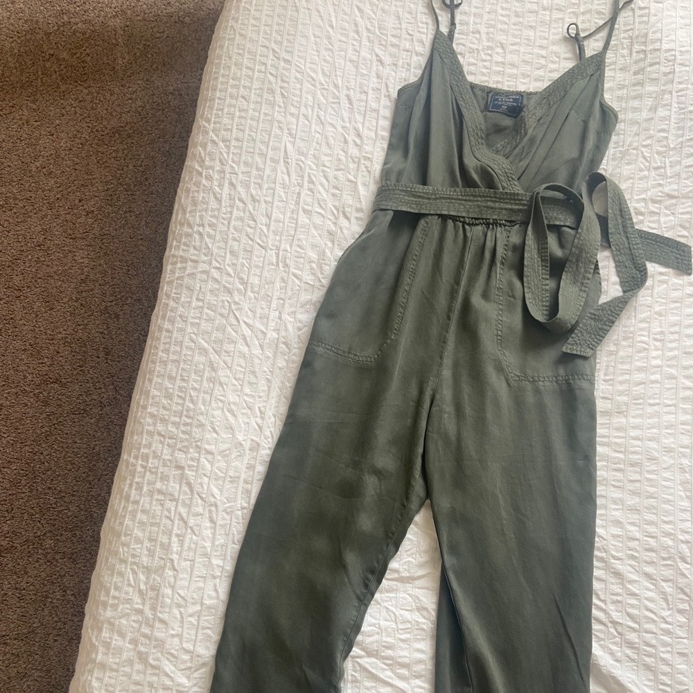 Abercrombie olive green jumpsuit